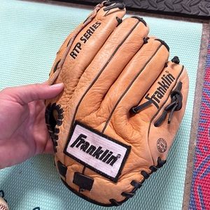 Franklin Left Hand Glove IN GREAT SHAPE